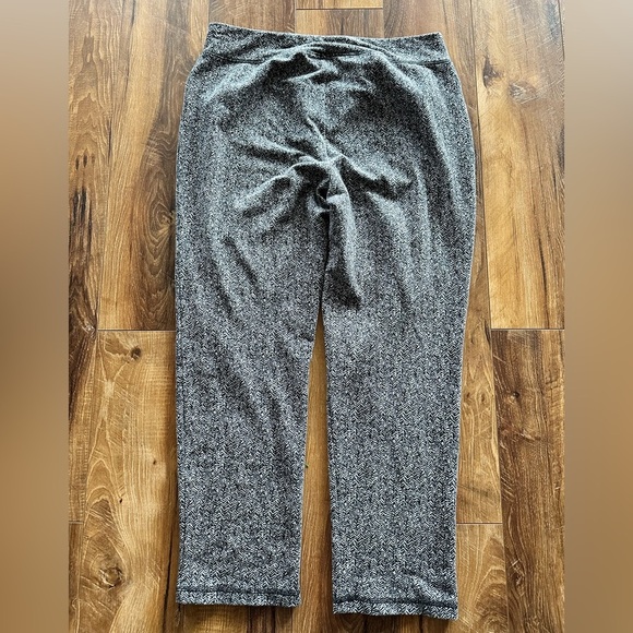 Gray Textured Pants Chicos size 2 - Picture 4 of 4